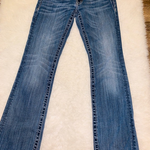 Miss Me Blue Jeans - Picture 4 of 6